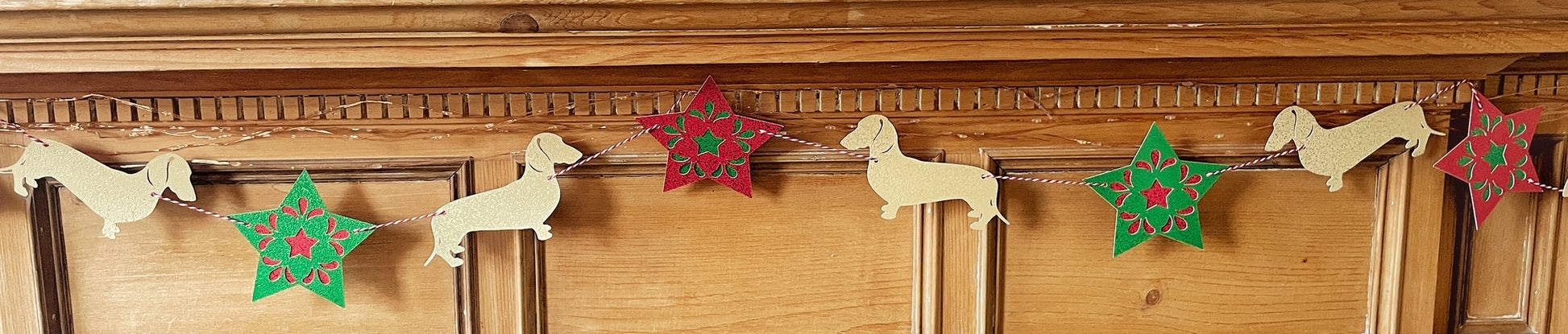 Christmas Dachshund  & Stars Glitter Bunting - Choose which Coat image 2