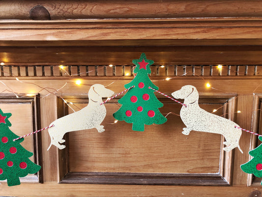 Christmas Dachshund  & Trees Glitter Bunting - Choose which Coat image 0