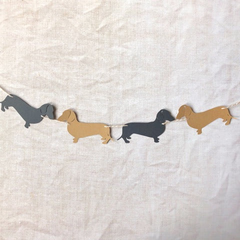 Dachshund Bunting (Design 4) Choose which Coat image 0
